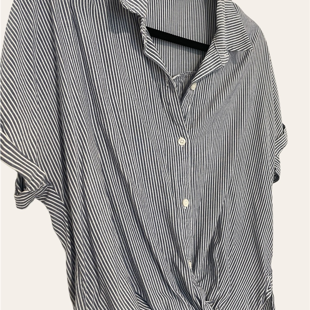 Bcbgeneration Button Top - image 2